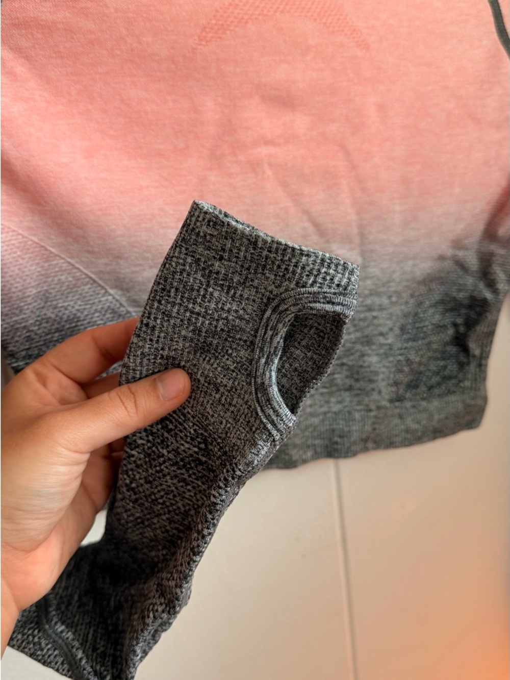 Gymshark Pink to Gray Ombre Long Sleeve Crop Top - Picture 6 of 7